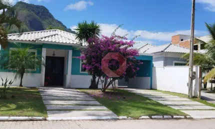 Casa com 3 dormitórios à venda, 105 m² por R$ 685.000,00 - Cajueiros (Itaipuaçu) - Maricá/RJ