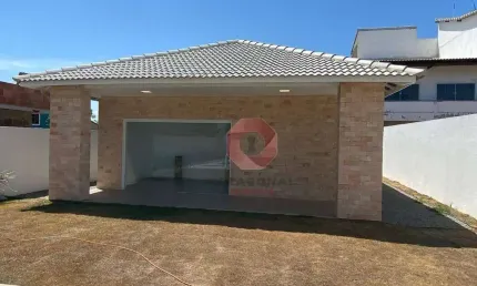 Casa com 6 dormitórios à venda, 195 m² por R$ 780.000,00 - Jardim Atlântico Leste (Itaipuaçu) - Maricá/RJ
