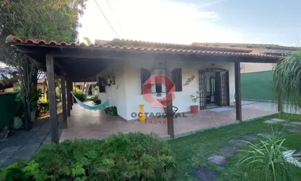 Casa com 4 quartos à venda, 120 m² por R$ 880.000 - Jardim Atlântico Oeste (Itaipuaçu) - Maricá/RJ
