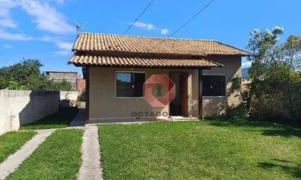 Casa com 2 dormitórios à venda, 65 m² por R$ 395.000 - Itaipuaçu - Maricá/RJ