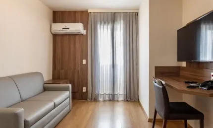 Flat com 1 quarto à venda na Avenida Borges de Medeiros, 3120, Praia de Belas, Porto Alegre