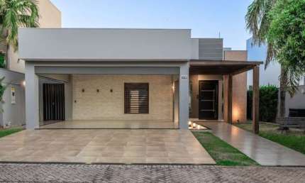 Casa no condomínio Village Do Cerrado para venda com 3 quartos, sendo 3 suítes, 212m²