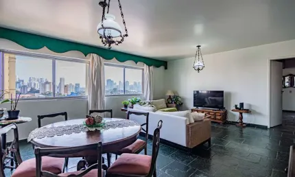 Apartamento tipo para venda com 3 quartos, sendo 1 suíte, 155m²