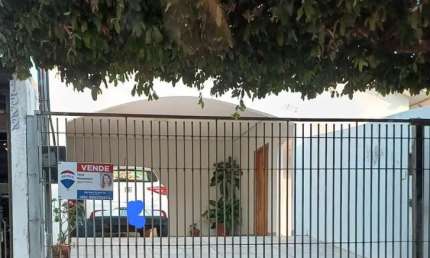 Casa de vila para venda com 3 quartos, sendo 2 suítes, 135m²