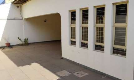 Casa tipo para venda com 2 quartos, sendo 1 suíte, 160m²