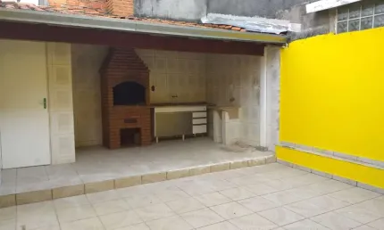 Sobrado para venda com 3 quartos, sendo 1 suíte, 118m²
