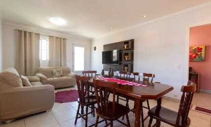 Sobrado para venda com 4 quartos, sendo 1 suíte, 400m²