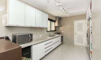 Apartamento tipo para venda com 3 quartos, sendo 3 suítes, 150m²
