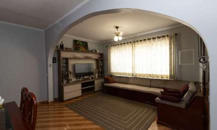 Sobrado para venda com 3 quartos, sendo 1 suíte, 146m²