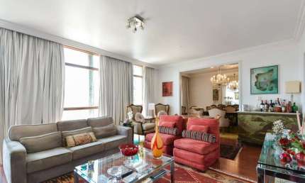 Apartamento tipo para venda com 3 quartos, sendo 1 suíte, 193m²