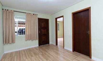 Casa tipo para venda com 3 quartos, sendo 1 suíte, 127m²