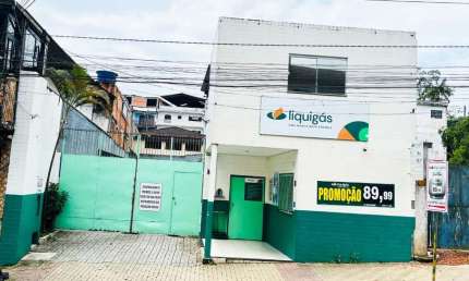 Casa comercial à venda na Rua José Maria de Figueiredo, 629, Vila Figueiredo, Rio Grande da Serra