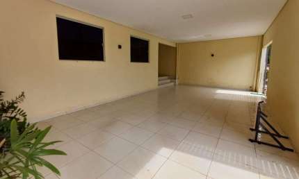 Casa tipo para venda com 2 quartos, sendo 1 suíte, 195m²