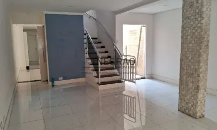 Casa com 3 quartos à venda no Jardim Santa Cruz, São Paulo , 210 m2 por R$ 960.000