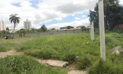 Terreno à venda no Jardim Patente Novo, São Paulo  por R$ 4.500.000