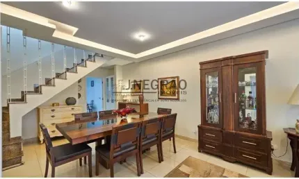 Imóvel de luxo na vila gumercindo: casa com 3 quartos, 1 suíte, 2 salas e 4 vagas de garagem em são paulo-sp