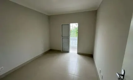 Apartamento de 2 dormitórios 80m² todo reformado na Aparecida