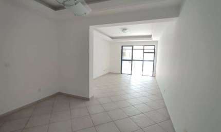 Apartamento com 3 dormitórios com 1 suíte e lazer no bairro do Embaré em Santos/SP