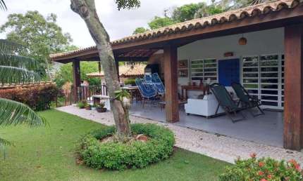 Casa em condomínio com 5 quartos sendo 4 Suítes 287m2 em Abrantes - Camaçari