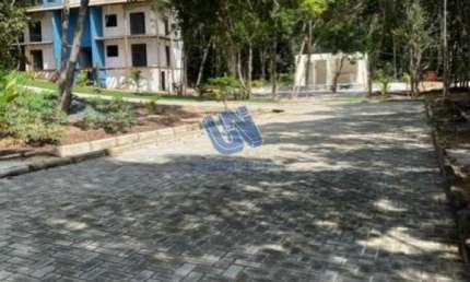 Apartamento quarto e sala com varanda 57m2 em Praia do Forte