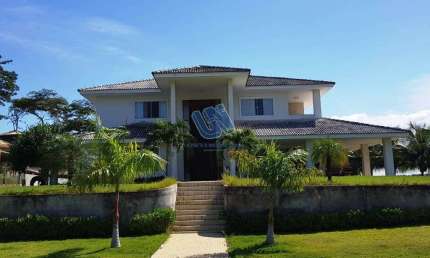Casa em condominio duplex 4 Suítes em Lauro de Freitas com 800m2