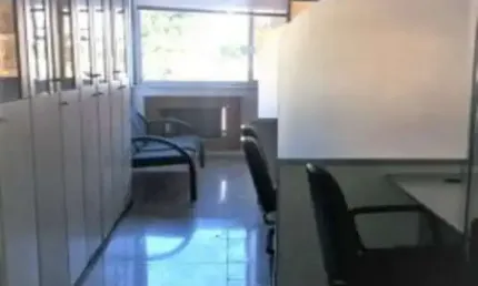 Sala Comercial para alugar no Caminho das Árvores 84m2