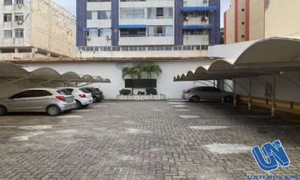 Terreno com 700m2 e galpão com 400m2 para alugar no Costa Azul