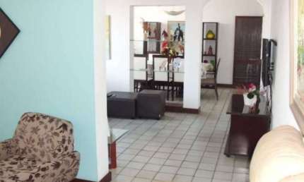 Apartamento 4 Quartos sendo 1 Suíte 198m2 na Pituba