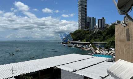Apartamento duplex 5 quartos sendo 4 suítes com vista mar 400m2 na Barra