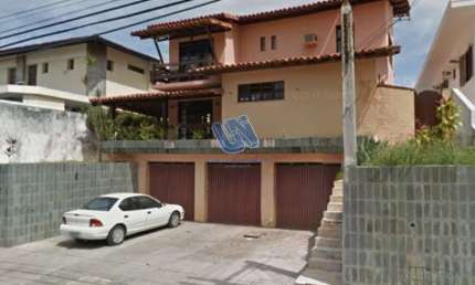 Imóvel Comercial, Frente de Rua, Terreno 497,00 m² e área construída 388,26 m² no Caminho das Arvores