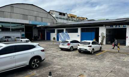 Barracão / Galpão / Depósito com 1 sala para alugar na Avenida Caminho de Areia, 43, Caminho de Areia, Salvador
