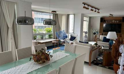 Apartamento 4 quartos sendo 2 suítes 270m2 na Graça