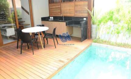 Excelente Village em Praia em Praia do Forte, 128,08m²,  2 suítes, duplex, 2 vagas de garagem.