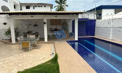 Casa Duplex com 5 Suítes Área total de 596m² no Itaigara