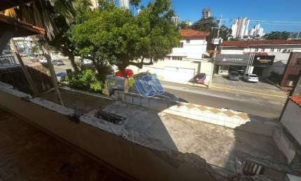 Casa com 3 suítes para aluguel ou venda com 350m2 no Caminho das Árvores