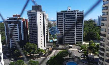 Apartamento Três Quartos sendo 1 Suíte Venda ou Locação, Paradise Hill 110m2 no Itaigara