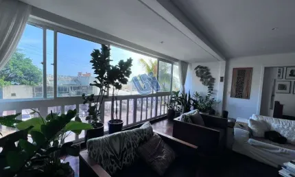 Apartamento Três Sui´tes quartos sendo 1 suite 237m2 no Rio Vermelho