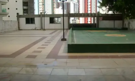 Apartamento amplo com 3 quartos sendo 1 Suíte nascente na Barra