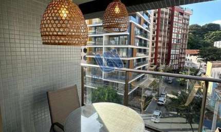 Apartamento quarto e sala com varanda decorado e mobiliado 31m2 na Barra
