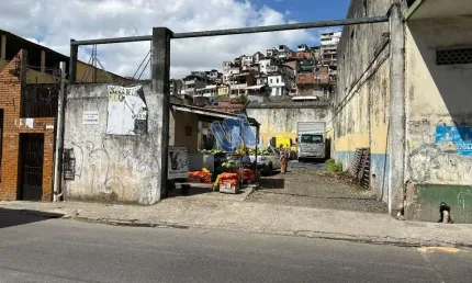 Terreno à venda na Rua Nilo Peçanha, 77, Calçada, Salvador