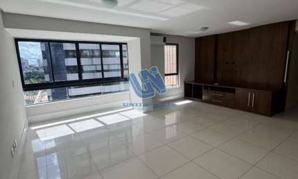 Apartamento Três Quartos sendo uma Suíte nascente 113m2 no Horto Florestal