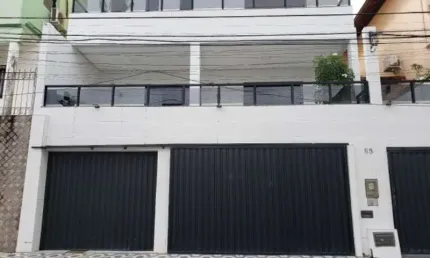 Casa com 5 quartos sendo 4 Suites com closet 600m2 em Matatu de Brotas