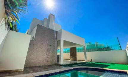 Casa em condomínio fechado com 3 quartos à venda na Belvedere, 14, Condomínio Belvedere, Cuiabá por R$ 2.200.000