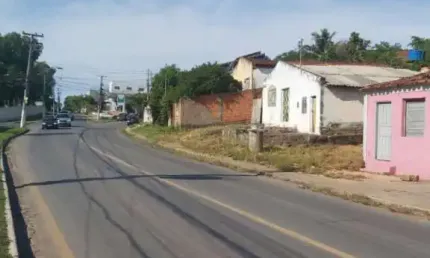 Terreno à venda na Afonso Pena, 30, Despraiado, Cuiabá por R$ 1.950.000