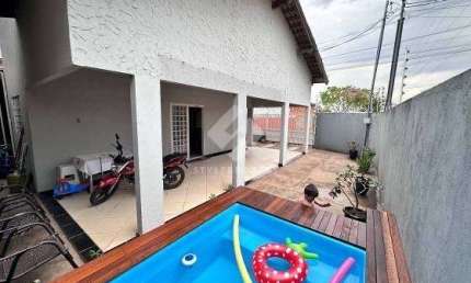 Casa com 3 quartos à venda na das Missões, 5, Ikaray, Várzea Grande por R$ 350.000