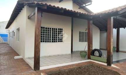 Casa com 3 quartos à venda na Rio Grande do Sul, 592, Jardim Paulista, Cuiabá por R$ 630.000