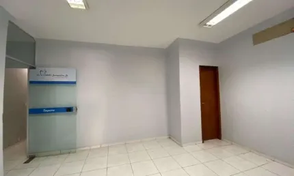 Sala comercial à venda na Couto Magalhães, 1668, Centro Norte, Várzea Grande por R$ 1.100.000