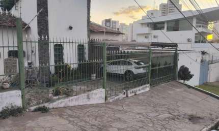 Casa comercial à venda na General Neves, 1, Duque de Caxias I, Cuiabá por R$ 1.099.000