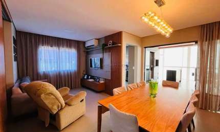 Casa em condomínio fechado com 3 quartos à venda na Vila Jardim, 8, Condomínio Residencial Vila Jardim, Cuiabá por R$ 2.600.000