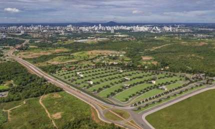 Terreno em condomínio fechado à venda na Arquiteto Hélder Cândia, 9, Ribeirão do Lipa, Cuiabá por R$ 320.000